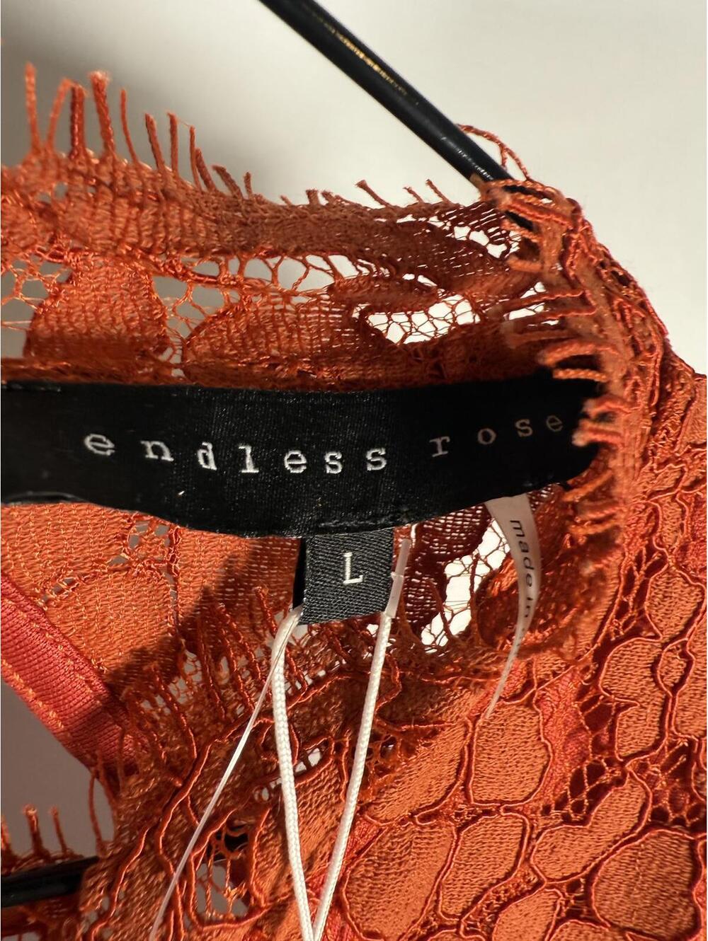NWT Endless Rose Cut Back Detail Lace Bodysuit Rust Size Large - Picture 8 of 9